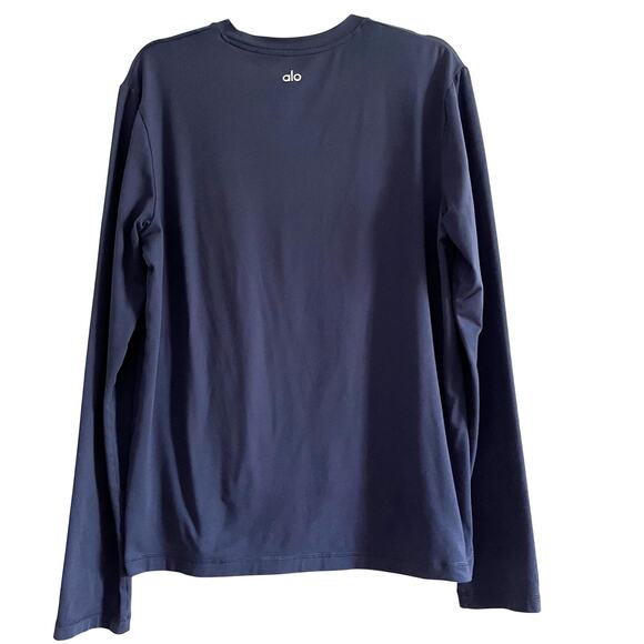 Alo Men’s Conquer Reform Crewneck Long Sleeve Navy Size M - EUC - Picture 4 of 5